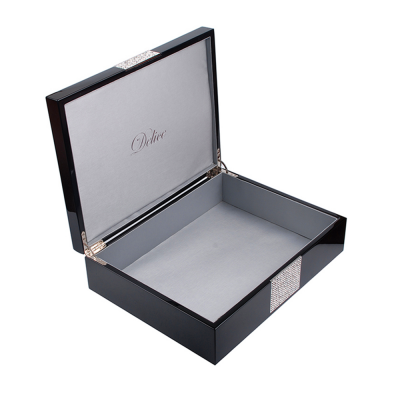 Factory Wholesale Custom Wooden Chocolate Praline Packaging Box Luxury For Wedding Invitation