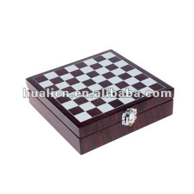 Two Bottles Wine Box with Chess Set